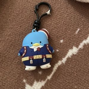 Hi selling this keychain I’m way out of my Mha phase